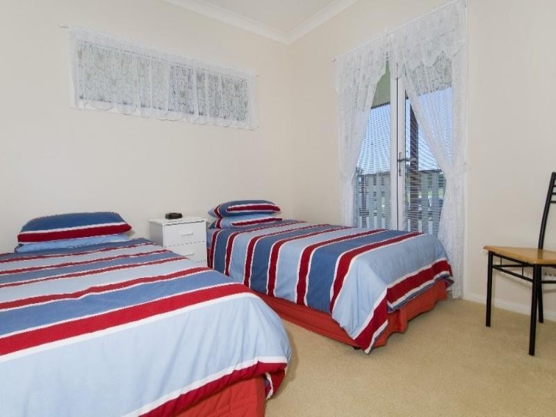 17 Castle Street, Laurieton NSW 2443