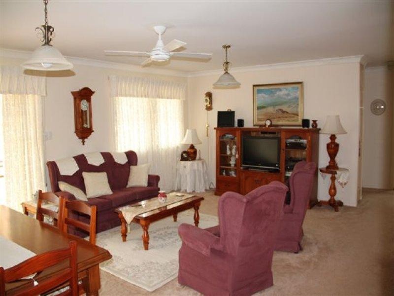 5 Bayside Avenue, North Haven NSW 2443