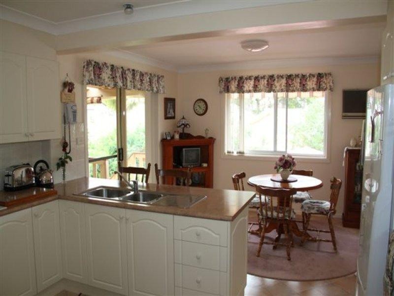 5 Bayside Avenue, North Haven NSW 2443