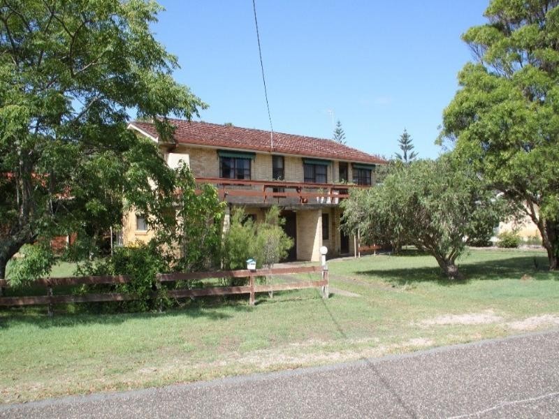 40 The Parade, North Haven NSW 2443