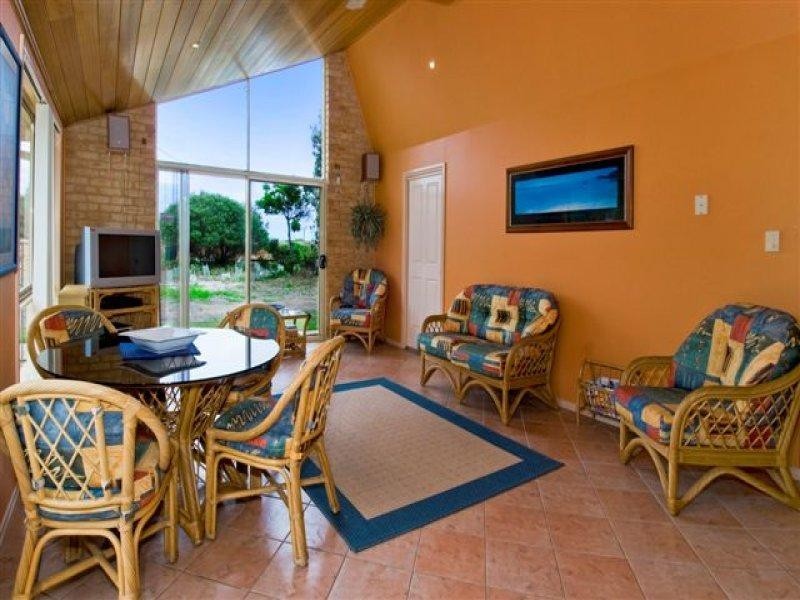 58 Chepana Street, Lake Cathie NSW 2445