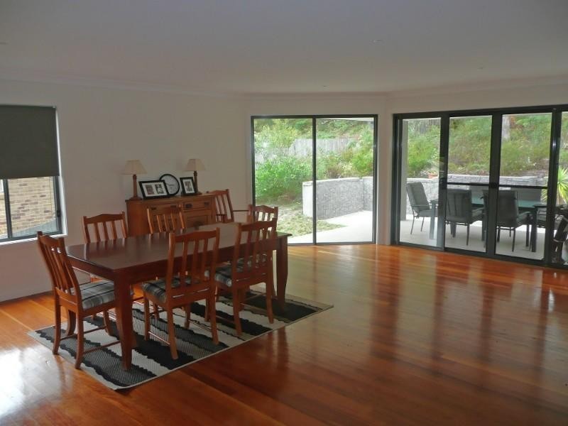 24 Scarborough Way, Dunbogan NSW 2443