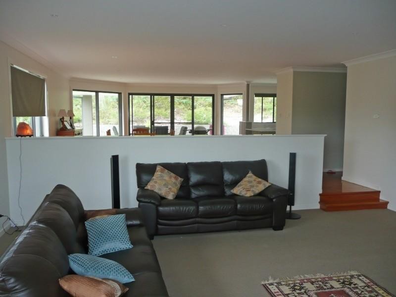 24 Scarborough Way, Dunbogan NSW 2443