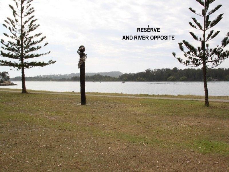 579 Ocean Drive, North Haven NSW 2443