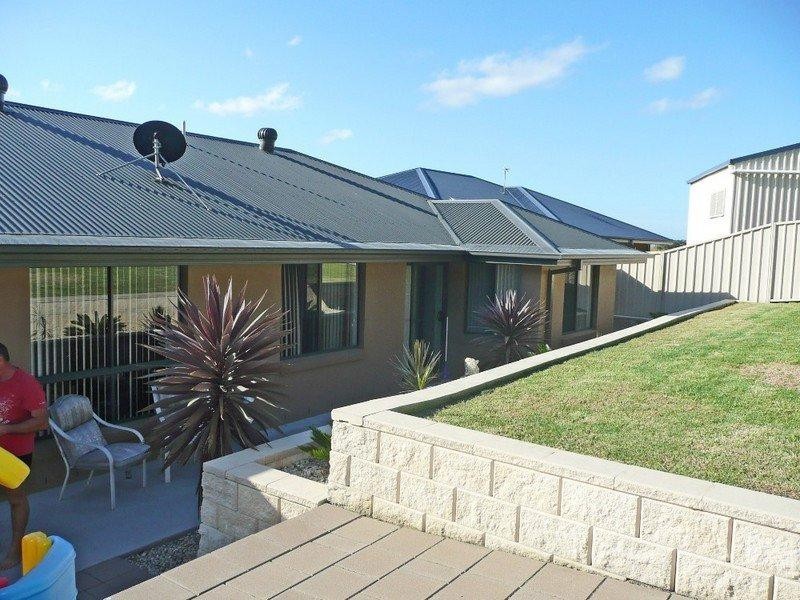 31 Admirals Circle, Laurieton NSW 2443