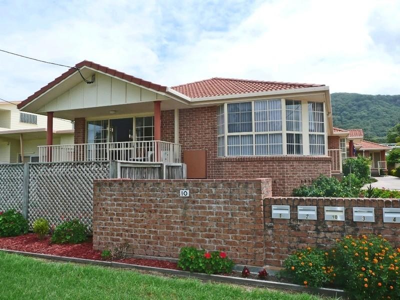 1/10 McLennan Street, Laurieton NSW 2443