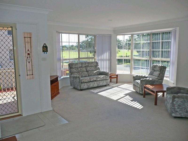 1/10 McLennan Street, Laurieton NSW 2443