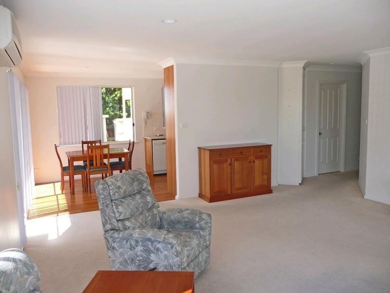 1/10 McLennan Street, Laurieton NSW 2443