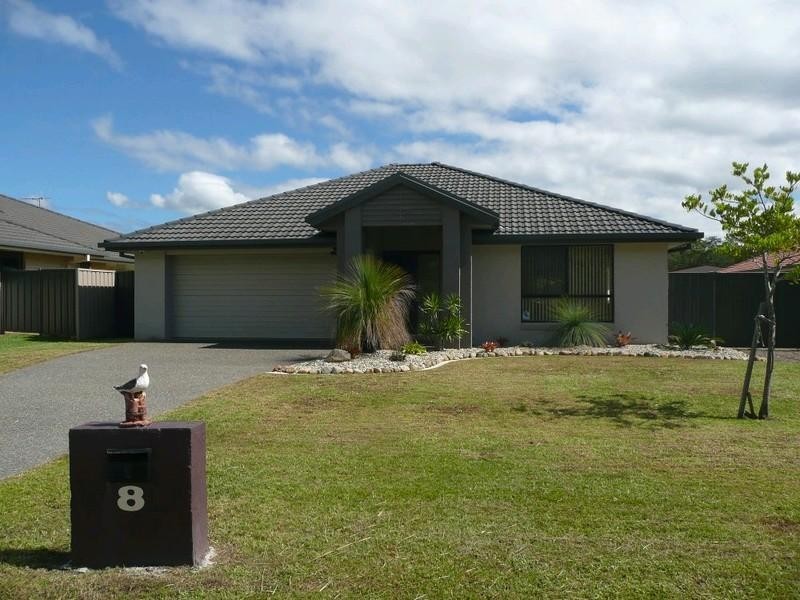 8 Hungerford Place, Bonny Hills NSW 2445