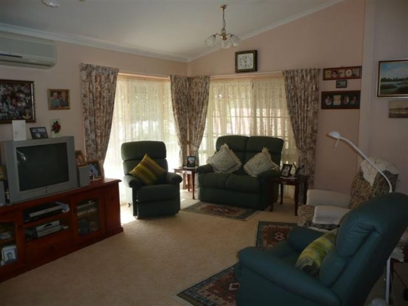 Site 18 Diamond Waters Caravan Park, Dunbogan NSW 2443