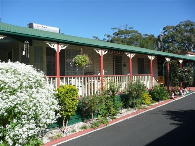 Site 18 Diamond Waters Caravan Park, Dunbogan NSW 2443