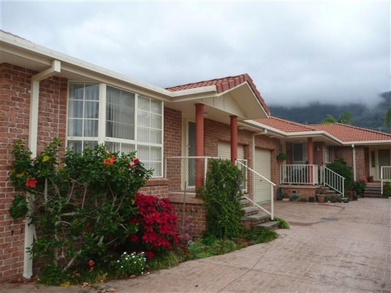 2/10 McLennan Street, Laurieton NSW 2443