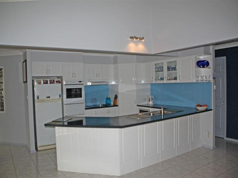 18 Alexander Close, Dunbogan NSW 2443