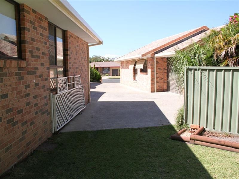 3/7 Gow Place, Laurieton NSW 2443