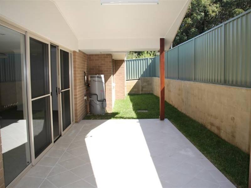 2/66 Lord Street, Laurieton NSW 2443