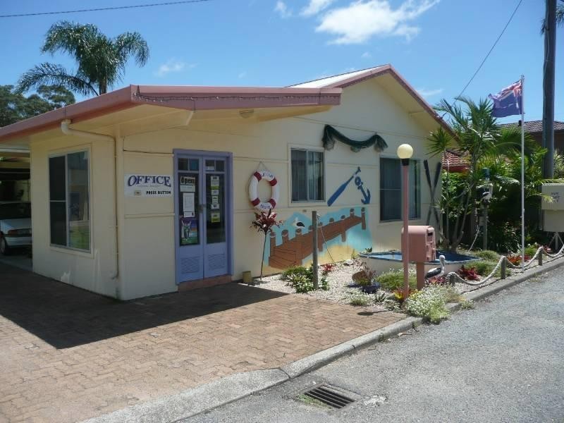 478 Ocean Drive, Laurieton NSW 2443