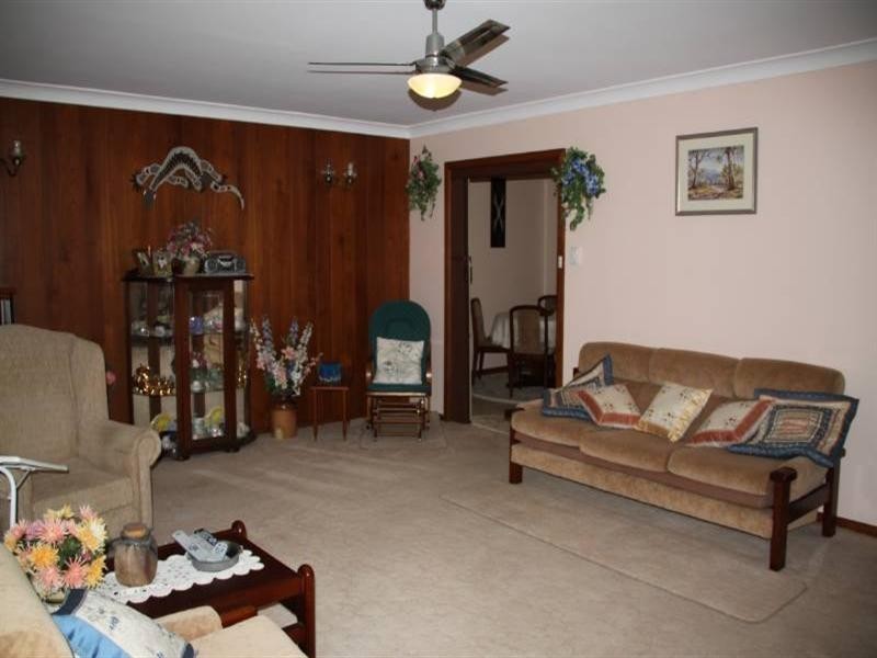 25 Castle Street, Laurieton NSW 2443