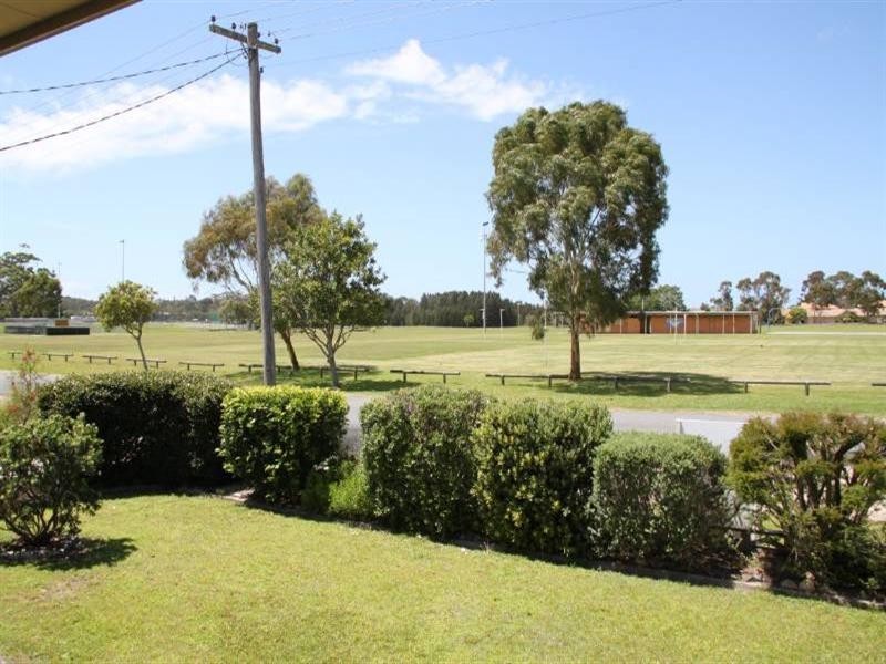 25 Castle Street, Laurieton NSW 2443