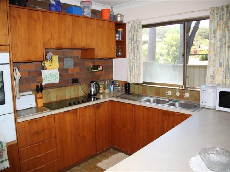 9 Peach Grove, Laurieton NSW 2443