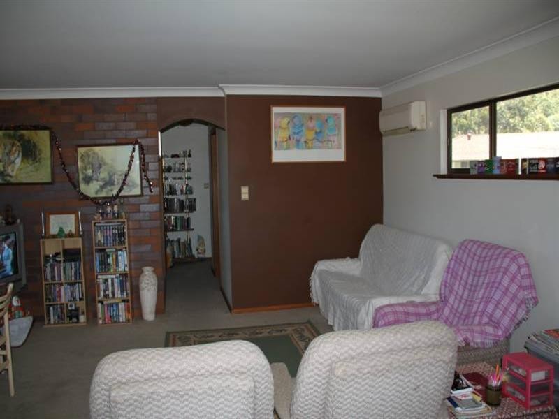 9 Peach Grove, Laurieton NSW 2443