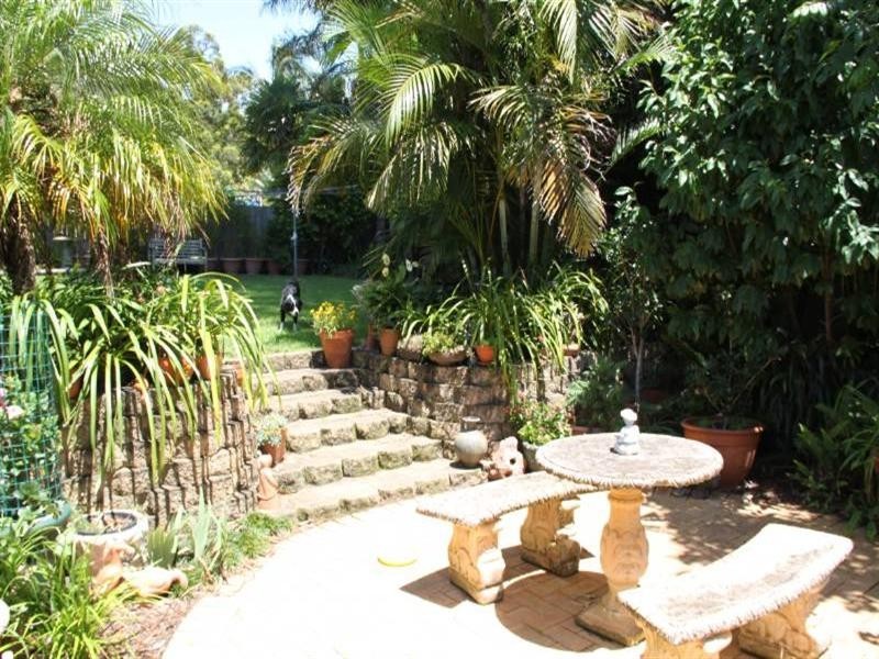 37 Waterview Crescent, Laurieton NSW 2443