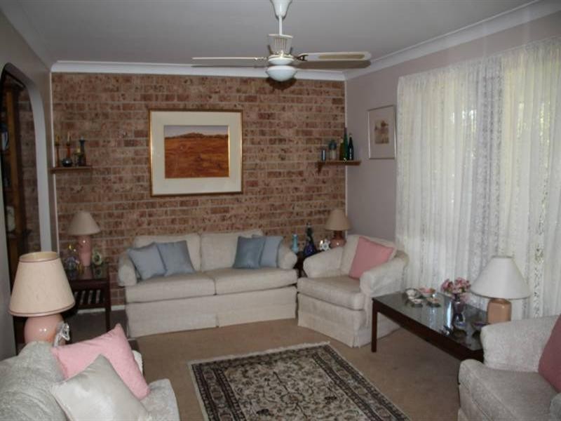 37 Waterview Crescent, Laurieton NSW 2443