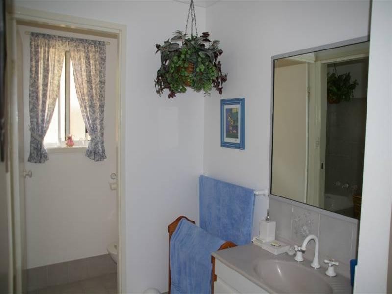 37 Waterview Crescent, Laurieton NSW 2443