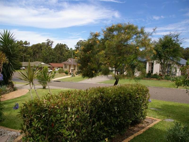 37 Waterview Crescent, Laurieton NSW 2443