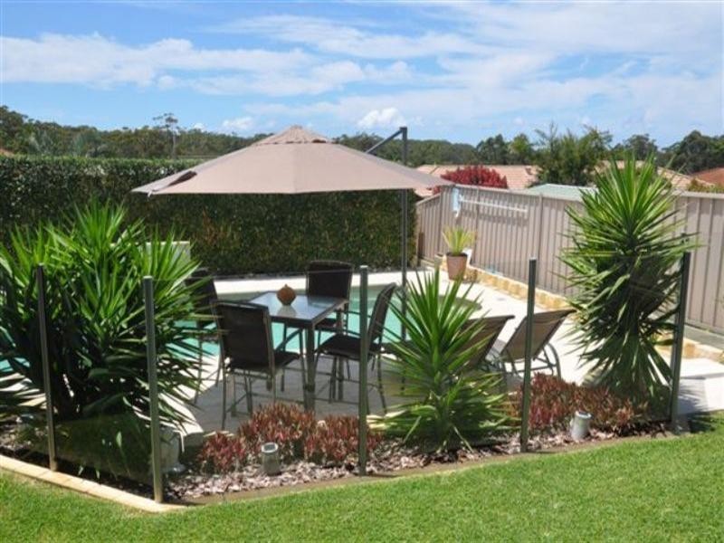 16 Reliance Crescent, Laurieton NSW 2443