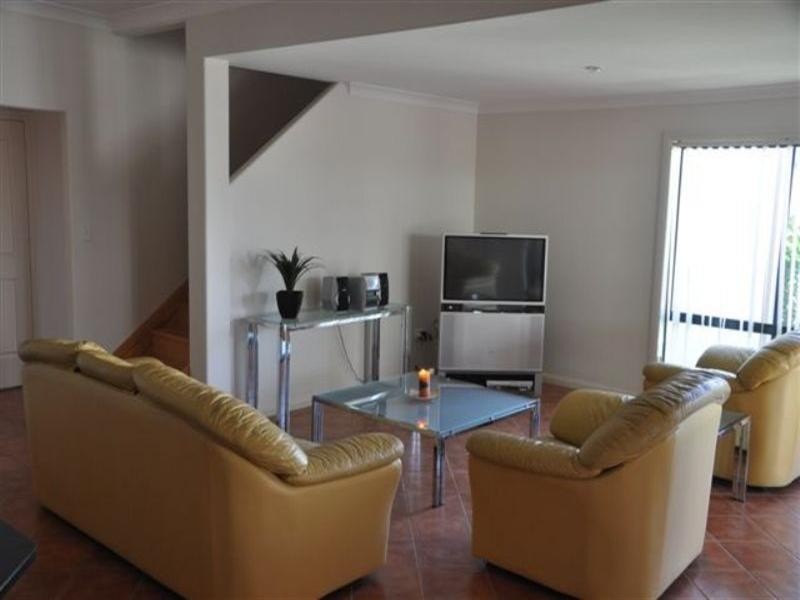 16 Reliance Crescent, Laurieton NSW 2443