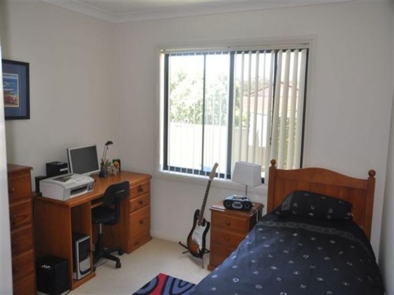 16 Reliance Crescent, Laurieton NSW 2443