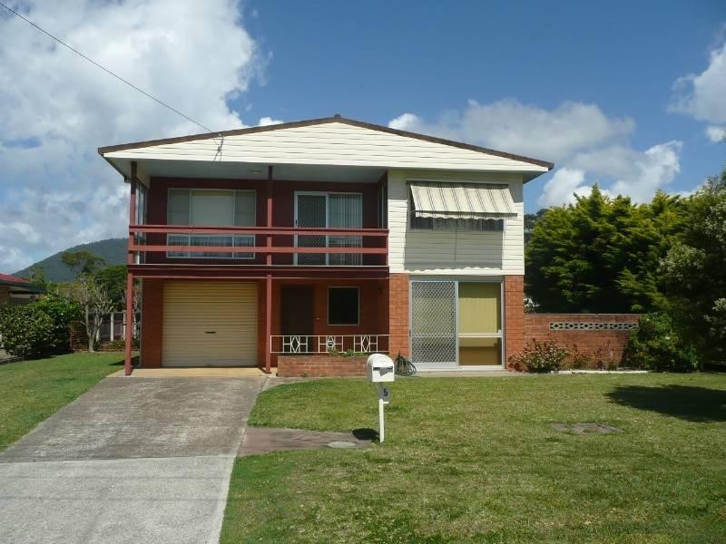 5 Vine Street, North Haven NSW 2443