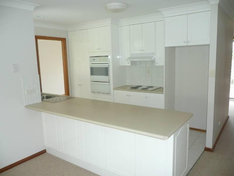 4 Ellerslie Crescent, Laurieton NSW 2443