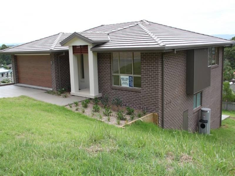 12 Admirals Circle, Laurieton NSW 2443