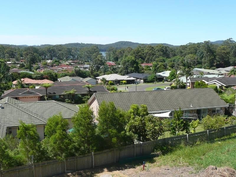 12 Admirals Circle, Laurieton NSW 2443