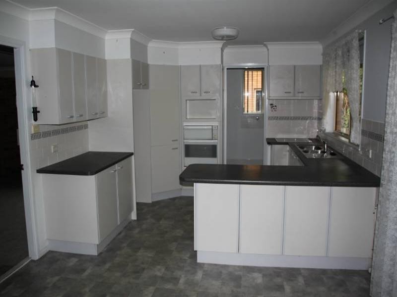 4 Bass Avenue, Laurieton NSW 2443