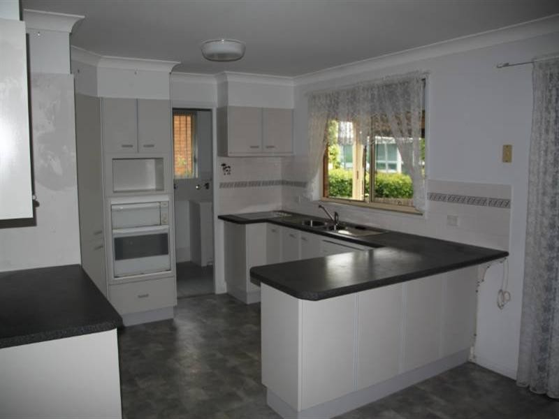 4 Bass Avenue, Laurieton NSW 2443