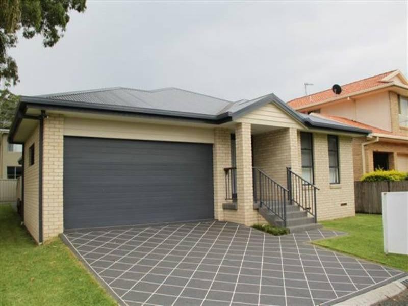10 De Fraine Lane, Laurieton NSW 2443