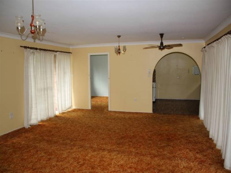 17 Lord Street, Laurieton NSW 2443