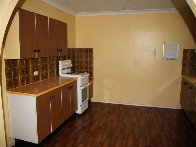 17 Lord Street, Laurieton NSW 2443