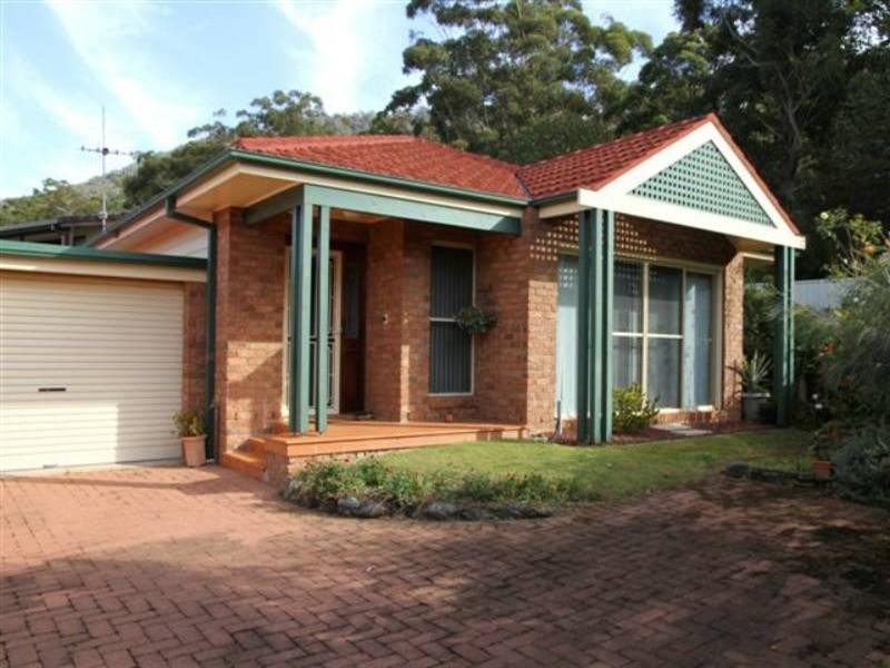 2/14 Blackbutt Crescent, Laurieton NSW 2443