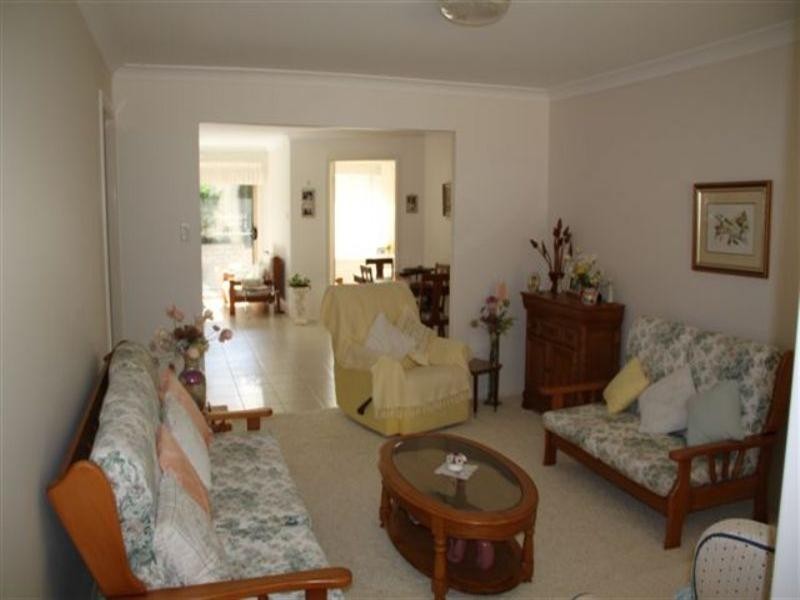 2/9 Bold Street, Laurieton NSW 2443