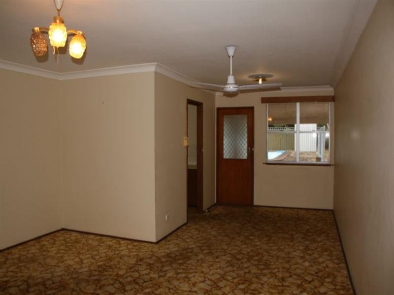 396 Ocean Drive, Laurieton NSW 2443