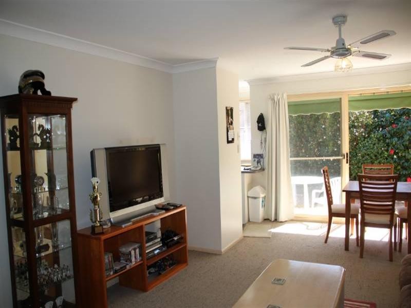 2/57 st Albans Way, Laurieton NSW 2443