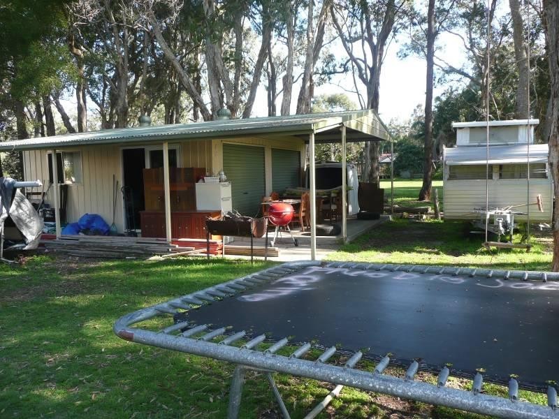 18 Bell Street, Dunbogan NSW 2443