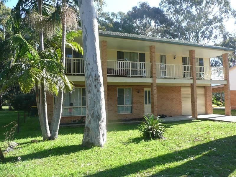 18 Bell Street, Dunbogan NSW 2443