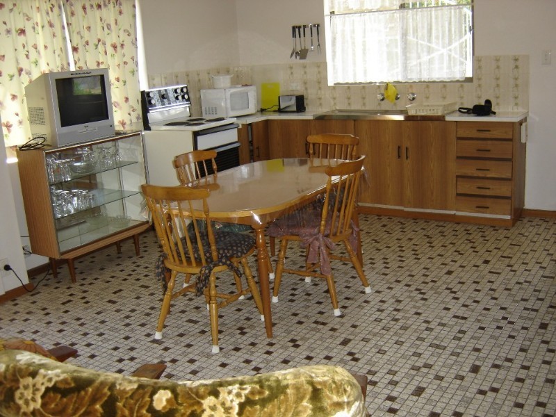 2/47 The Parade, North Haven NSW 2443