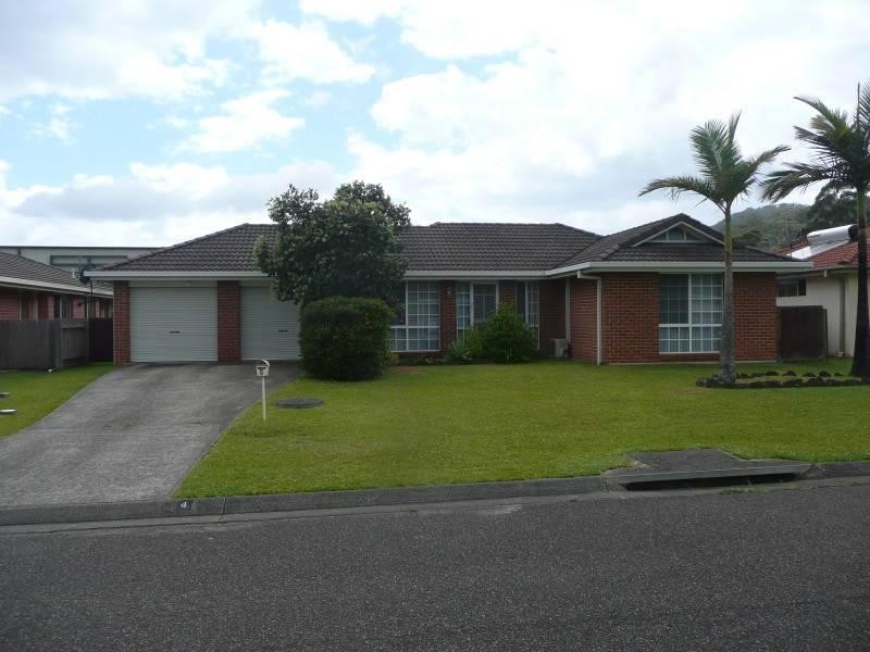 4 Lilli Pilli Close, Lakewood NSW 2443