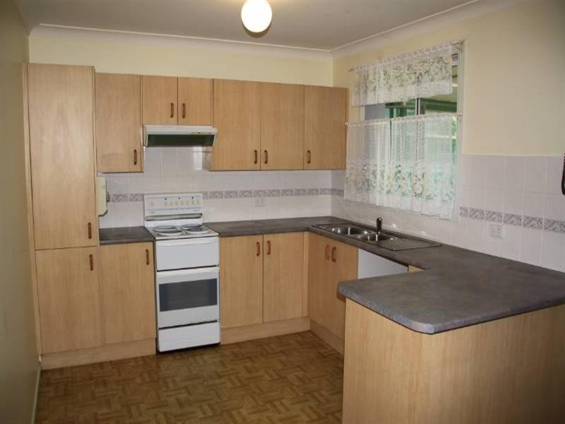 4 Lilli Pilli Close, Lakewood NSW 2443