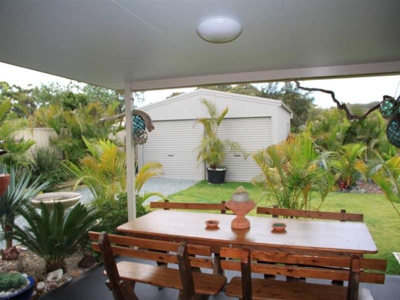 8 Alexander Close, Dunbogan NSW 2443